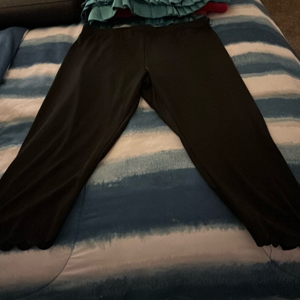 Women’s capris